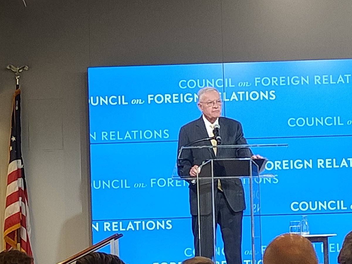 General Kellogg <a href="/CFR_org/">Council on Foreign Relations</a>
- cites P. Kennedy: great powers fail when engage in imperial overreach 
- previous admin 'whatever it takes' was not strategy, but bumper sticker
- bringing sides to table means applying pressure, sticks &amp; carrots, on both
- aid freeze: forcing function