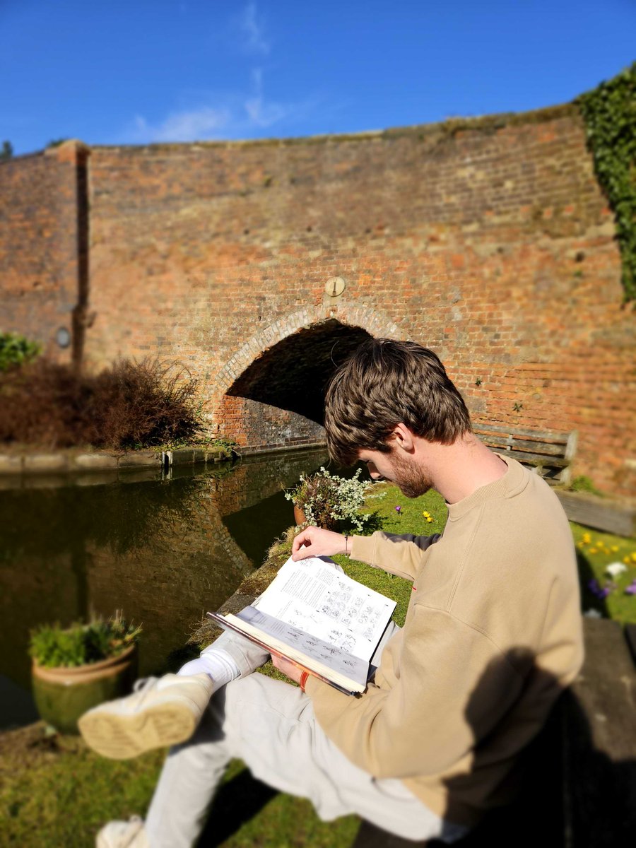 SpiritBridgeS19's tweet photo. 🎉 Happy #WorldBookDay!

📚 'The Illusion of Life' by Frank Thomas &amp; Ollie Johnston (Disney's Nine Old Men) inspires us at Spirit Bridge Studio! Animator Nathan Hill finds wisdom in its pages. What's your favourite creative book?

#art #disney #photography #animationstudio #UK https://t.co/stGDtHUzef