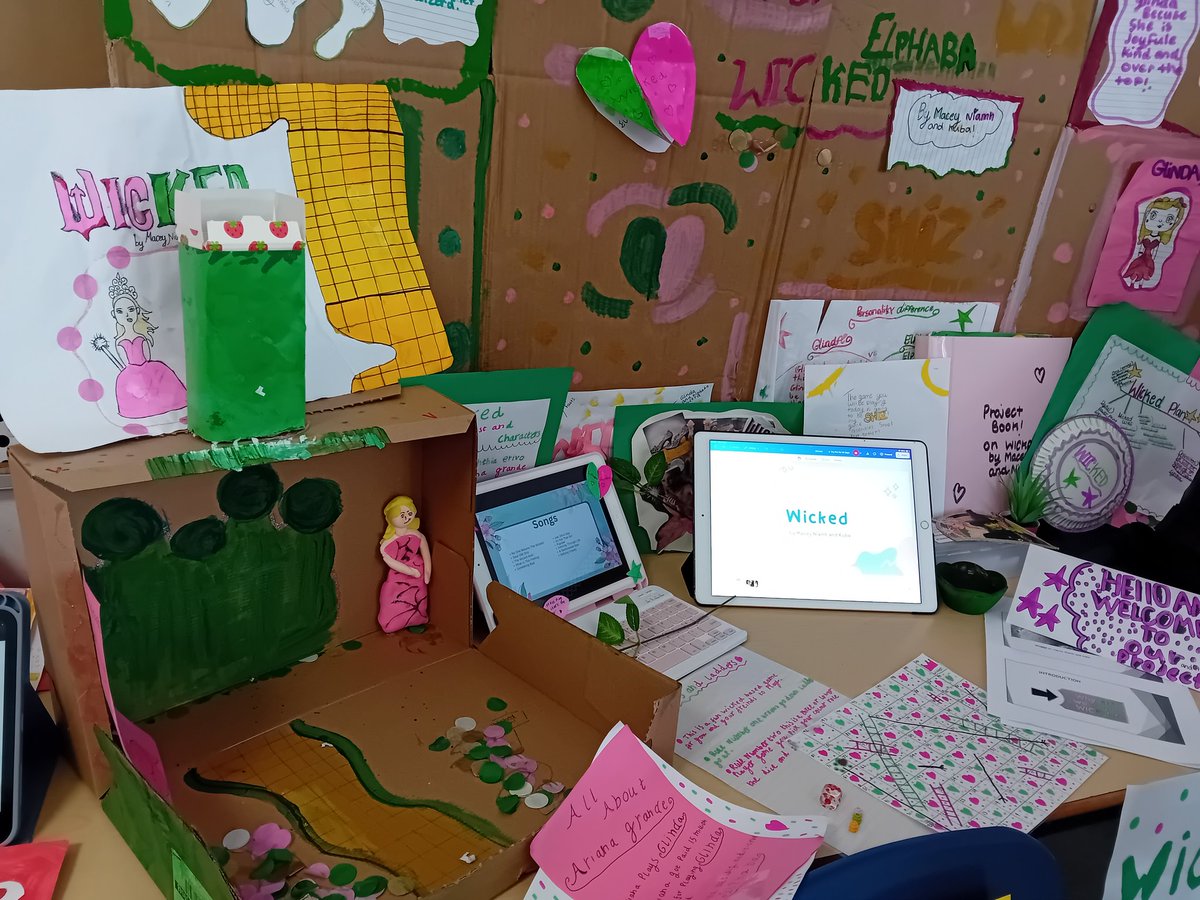 Mrs Powell tweet media