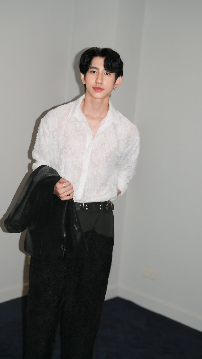 DFJent's tweet image. ขอขอบคุณทางงาน Thailand box office awards 2024  ที่เชิญน้องปอนด์ DFJENTERTAINMENT เข้าร่วมงานในครั้งนี้ด้วยนะครับ ยินดีกับนักแสดงและศิลปินทุกท่านที่ได้รับรางวัลด้วยนะครับ 🫶🏼🙇🏼‍♂️🙇🏼‍♂️
#DFJENTERTAINMENT
#ThailandBoxOfficeAwards2024
#PONDPORAMET