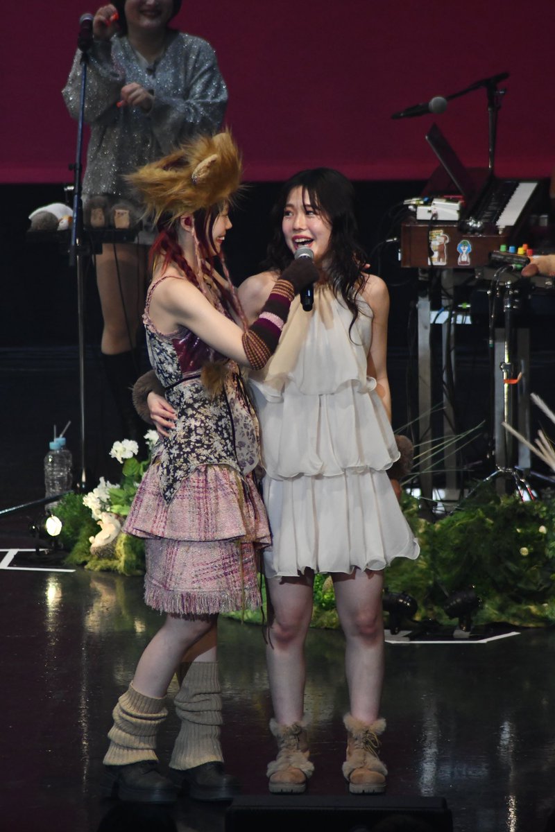 ハリネズミスマイルツアー大阪2日目🦔
最強の姉妹を見れて満足👯‍♀️
 #アイナ大阪 
 #ハリネズミスマイル