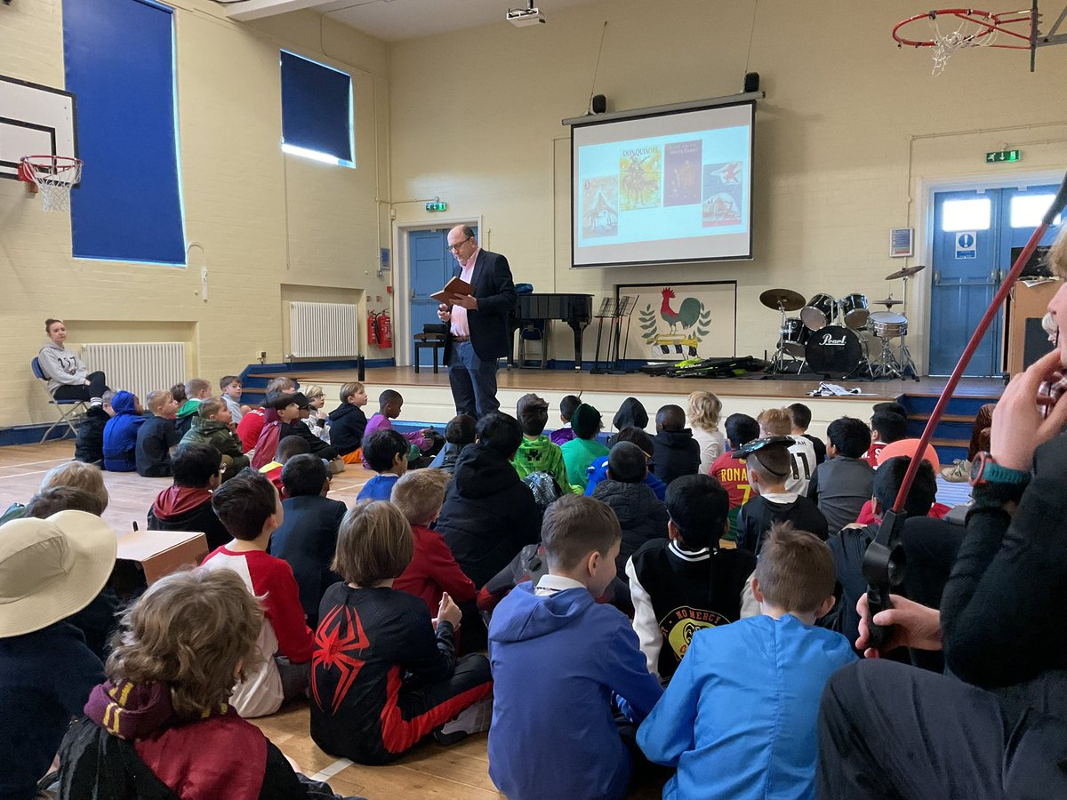 Thank you to author and Old Boy Jonathon Livingstone for your inspiring assembly on World Book Day. Your insight into school life and experience really inspired the boys, and we can wait to read more of your book The Secrets of London. <a href="/BSPDJnrBoys/">Junior Boys <a href="/BoltonSch/">Bolton School</a> Primary Division</a> @BoltonSch