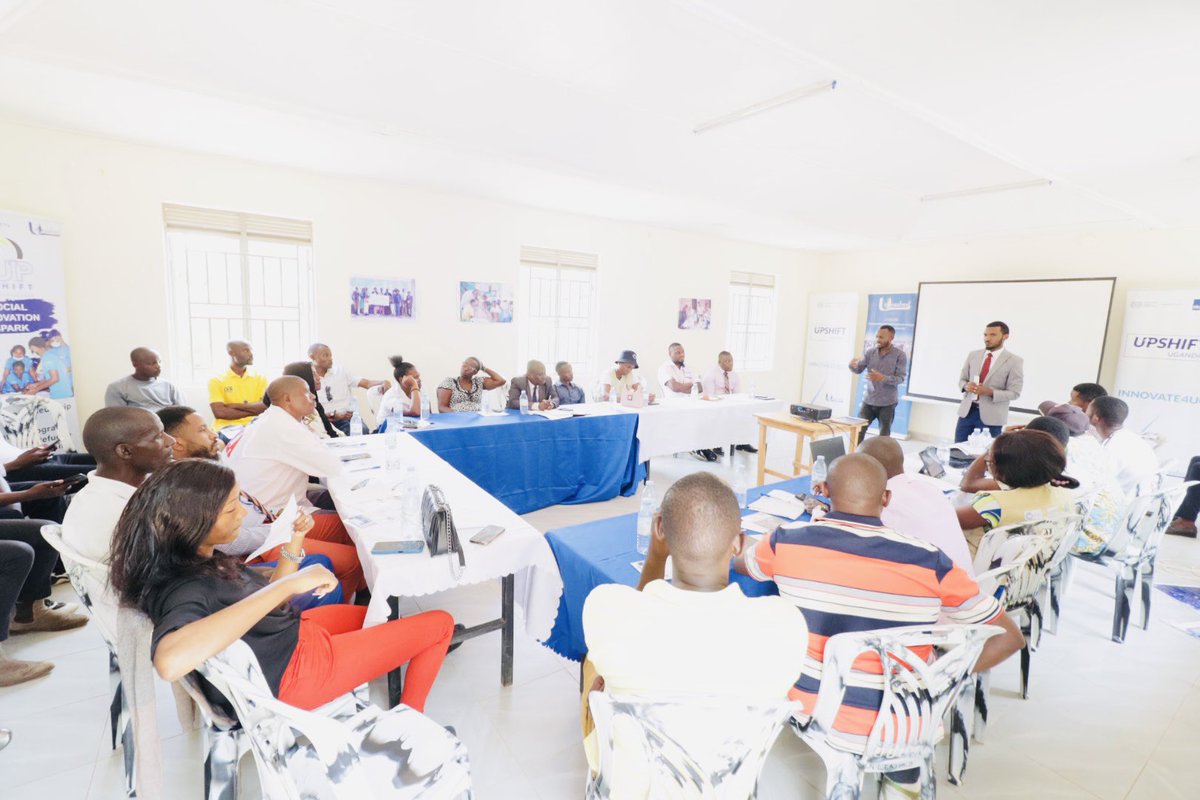 _UnleashedUG's tweet image. Exciting to launch the 2nd phase of the I-UpShift social #innovation program in Nakivale!
🎉 240 youth from #refugee & host communities will gain entrepreneurial & problem-solving skills.
36 ideas will be prototyped & 9 social businesses established! 🌍💡
Thanks to @IloProspects