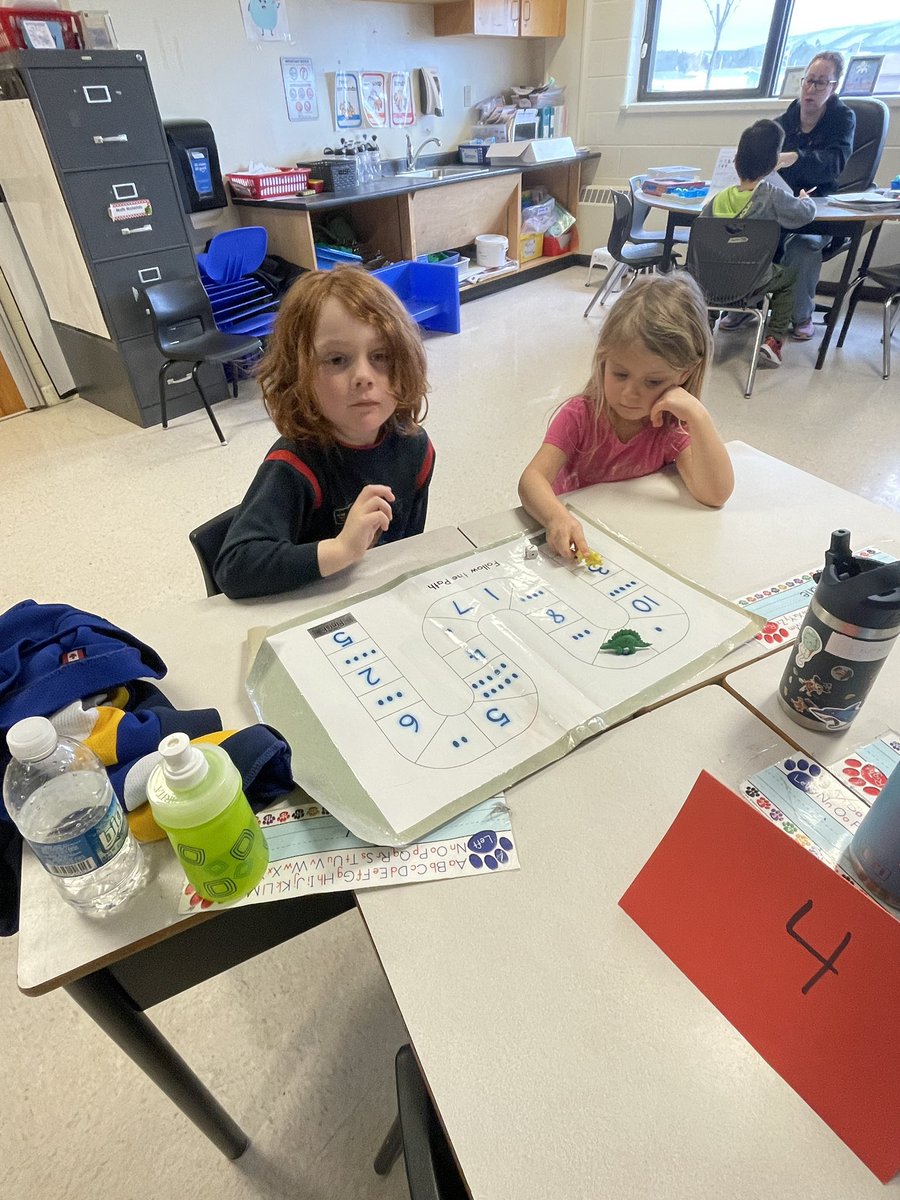 InvernessECA's tweet image. Our Grade Primary students are discovering the joy of math through hands-on centres! With games, puzzles, and interactive activities, they’re learning to recognize numbers, sort and match, and explore early math concepts—all while having fun.

 #SRCEMarchIsMathMonth