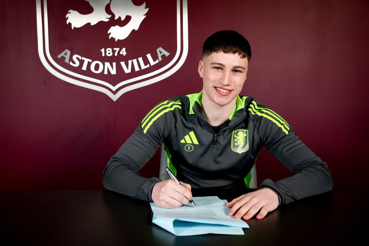 Proud to have signed a long term contract 
<a href="/AVFCOfficial/">Aston Villa</a> 💜💙