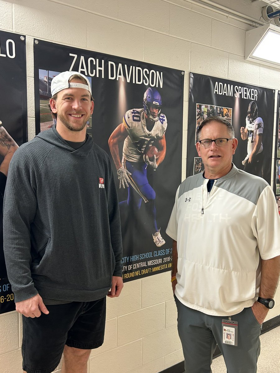 Ryan McFarland (@coach_mcfarland) on Twitter photo Got a chance to see <a href="/Zdav30/">Zach Davidson</a> at the high school this week! <a href="/wcfootballcards/">Webb City Football</a> are proud of you! Keep doing great things!
<a href="/roderique/">John Roderique MT</a> Got a chance to see <a href="/Zdav30/">Zach Davidson</a> at the high school this week! <a href="/wcfootballcards/">Webb City Football</a> are proud of you! Keep doing great things!
<a href="/roderique/">John Roderique MT</a>