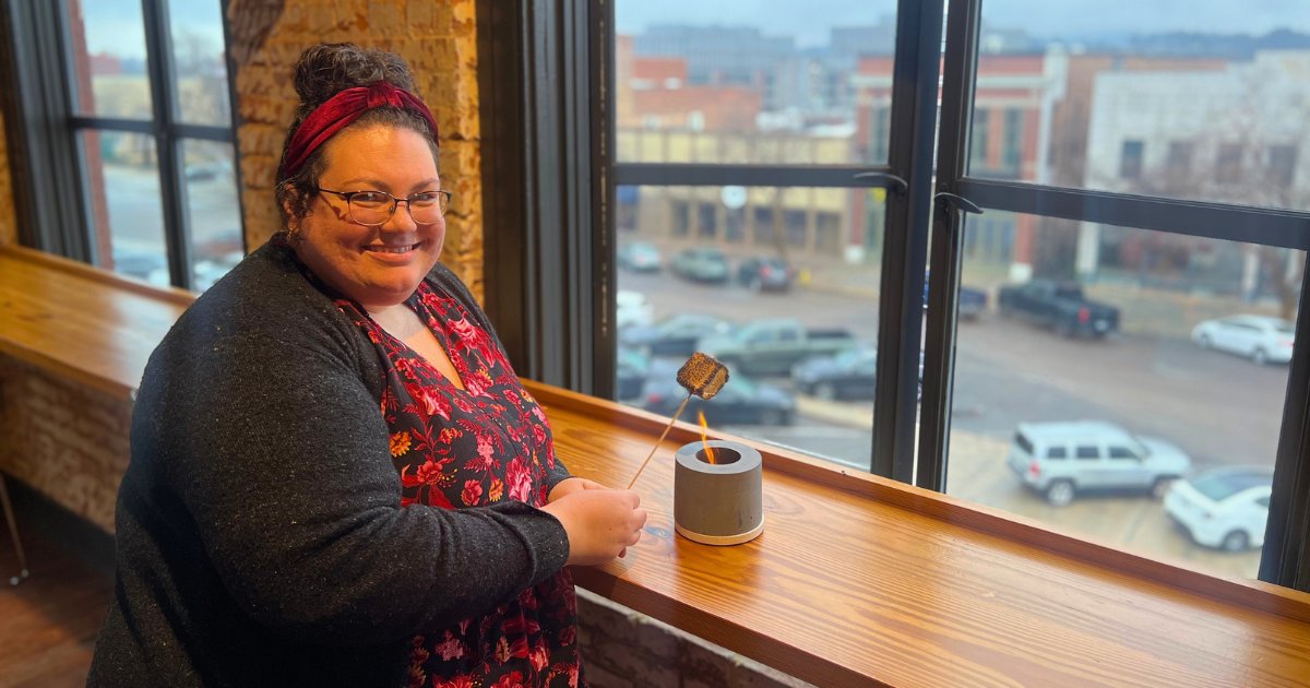 visitaugustaga's tweet image. 🔥 Team bonding never tasted so sweet! 🍫✨ 

Our Destination Augusta staff warmed up this winter with a fun s’mores-making activity. Great work happens when the team connects—and treats are always a bonus! 💛 

#TeamBuilding #WorkCulture #SmoreFun #DestinationAugusta