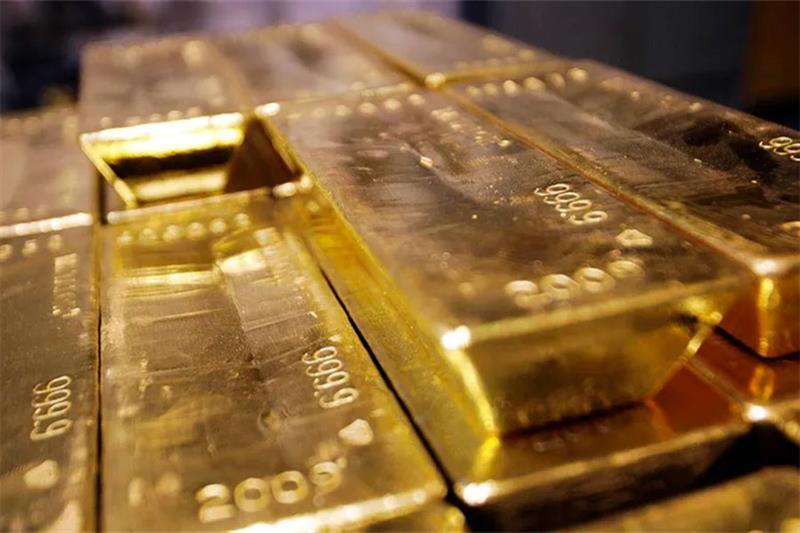 Africa Facts Zone (@africafactszone) on Twitter photo Ghana earned $11.64 billion from gold exports in 2024, up 53.2% from 2023.
The gold exports doubled Ghana's trade surplus to $4.98 billion in 2024.
Ghana produced 4.03 million ounces of gold in 2023. Ghana earned $11.64 billion from gold exports in 2024, up 53.2% from 2023.
The gold exports doubled Ghana's trade surplus to $4.98 billion in 2024.
Ghana produced 4.03 million ounces of gold in 2023.