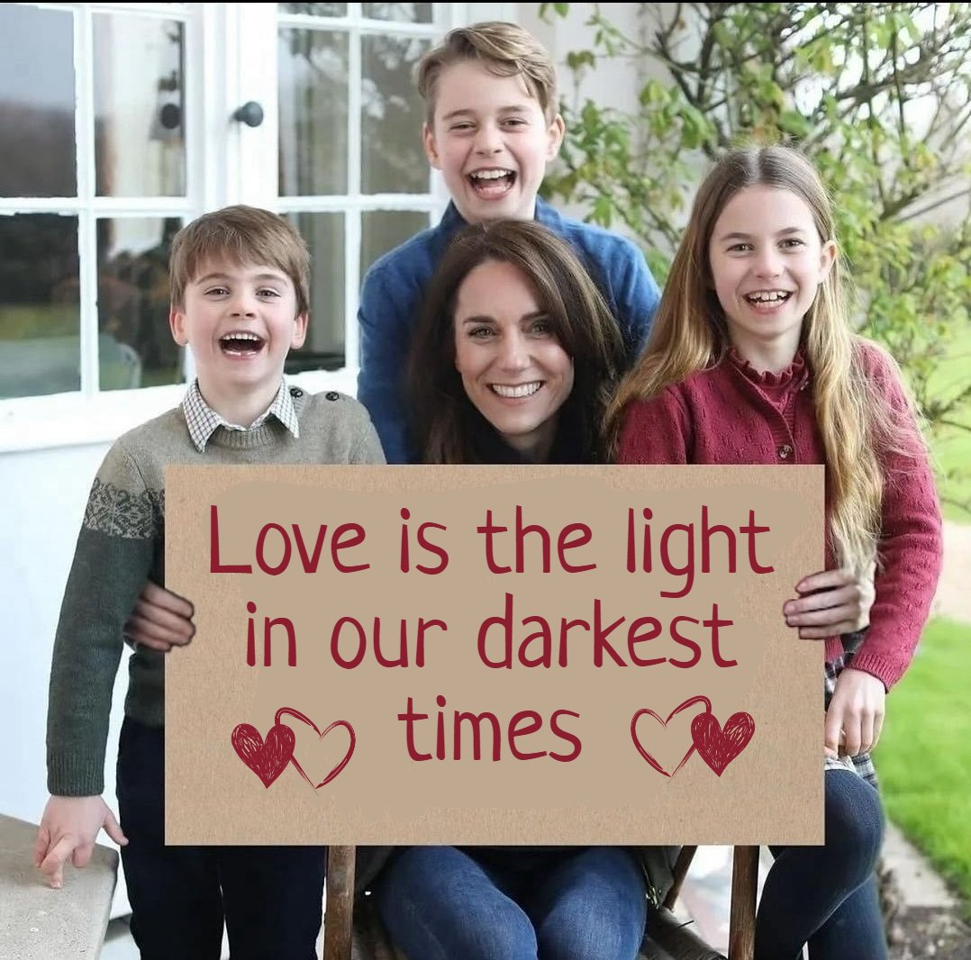 Queeney61's tweet image. We need a lot of love these days. ❤️ #TeamWales