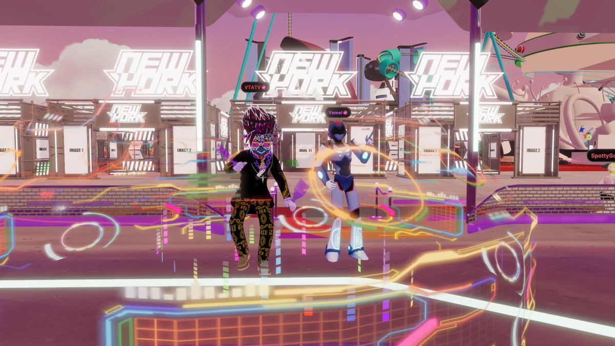 Dancing with <a href="/vtatveth/">VTATV</a> in <a href="/decentraland/">Decentraland</a> minutes ago! Thanks for the robot skin mate 🫶