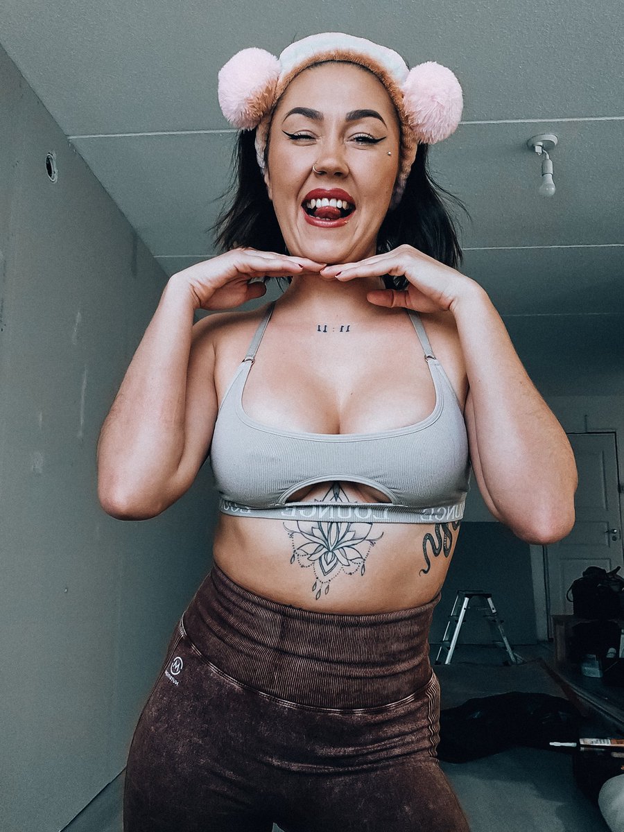 Se on kevät ja lyhyt polkkatukka ny ☀️🤩 Mitäs tykkäät?