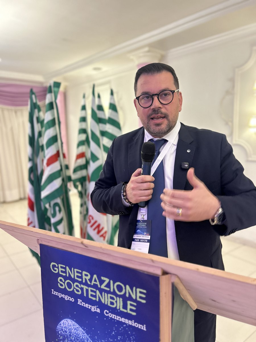 CislMessina's tweet photo. 👏 Giovanni Ammendolia ancora alla guida dei Pensionati Cisl. «Siamo volontari utili alla nostra comunità di appartenenza».
🗣️ @NinoAlibrandi: «Anziani memoria e risorsa della comunità, lavoriamo per creare spazi aggregativi e di socialità». 

🎤 https://t.co/RYgsRIJ2xF https://t.co/ELVtBOBUNK