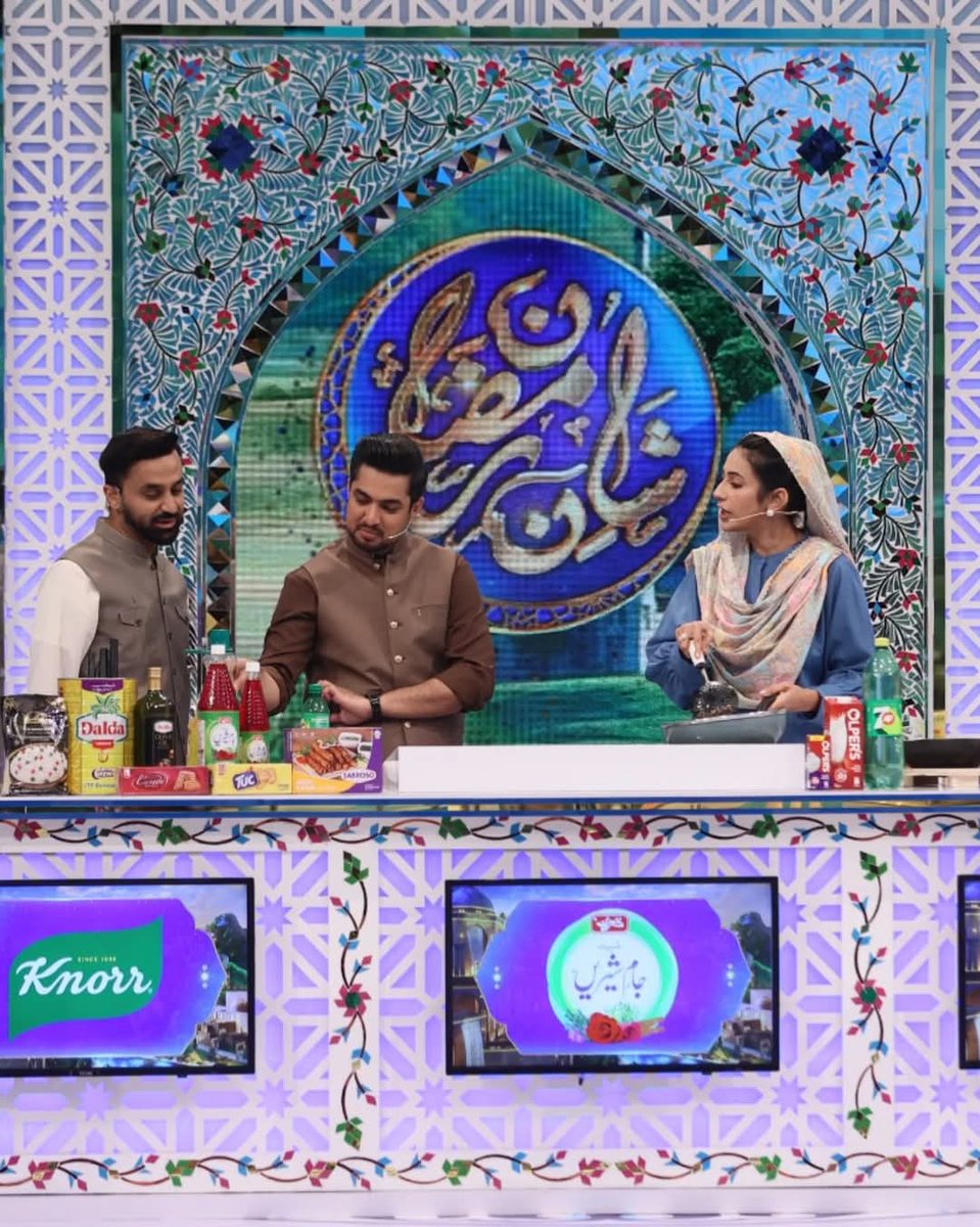ShaneRamazanARY's tweet photo. #ShanEDastarkhwan segment—can you guess what’s cooking? 🍽️✨
Stay tuned to #ARYDigital for delicious recipes this Ramzan!
@waseembadami @iqrarulhassan
#ShaneRamazan #BiggestTransmission #ARYDigitalLive #ShaneIftar #ShanEDastarkhwan https://t.co/UjxsutUs07