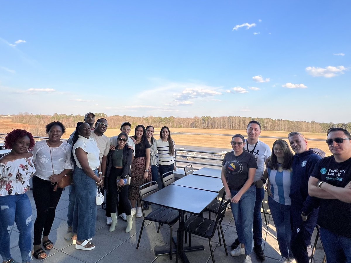 Having fun with more <a href="/ParticipateLrng/">Participate Learning</a> Ambassador Teachers from <a href="/JCPS_NC/">Johnston County Public Schools</a> in our  Second Meetup. It was a great opportunity to make connections and share experiences. #UnitingOurWorld 📚✈️🌎