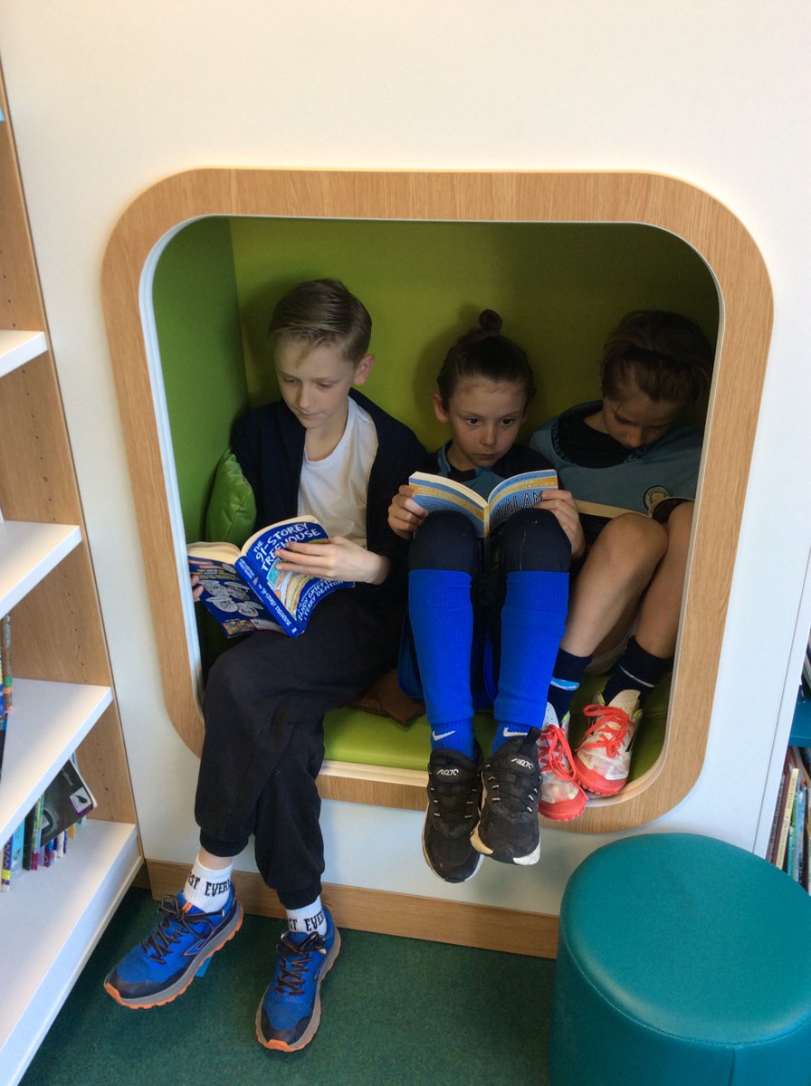 #StNicksYear4 making time for DEAR this #worldbookday2025  in the library.