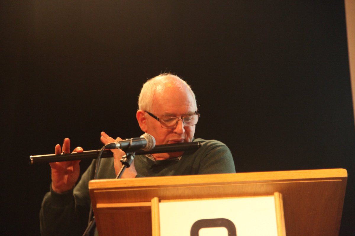 Colmcille Press/Cló Cholmcille (@colmcillepress) on Twitter photo Seoladh iontach ag <a href="/culturlanndoire/">Cultúrlann Uí Chanáin</a>.
Míle buíochas le Marcas O Murchu as a cheol, lenár Bean a’ Tí Siubhán Nic Amhlaoibh agus le Ryan Harling as na griangraif.
Comhghairdeas mhór lenár údar Paul Laughlin. Go maire tú! Seoladh iontach ag <a href="/culturlanndoire/">Cultúrlann Uí Chanáin</a>.
Míle buíochas le Marcas O Murchu as a cheol, lenár Bean a’ Tí Siubhán Nic Amhlaoibh agus le Ryan Harling as na griangraif.
Comhghairdeas mhór lenár údar Paul Laughlin. Go maire tú!