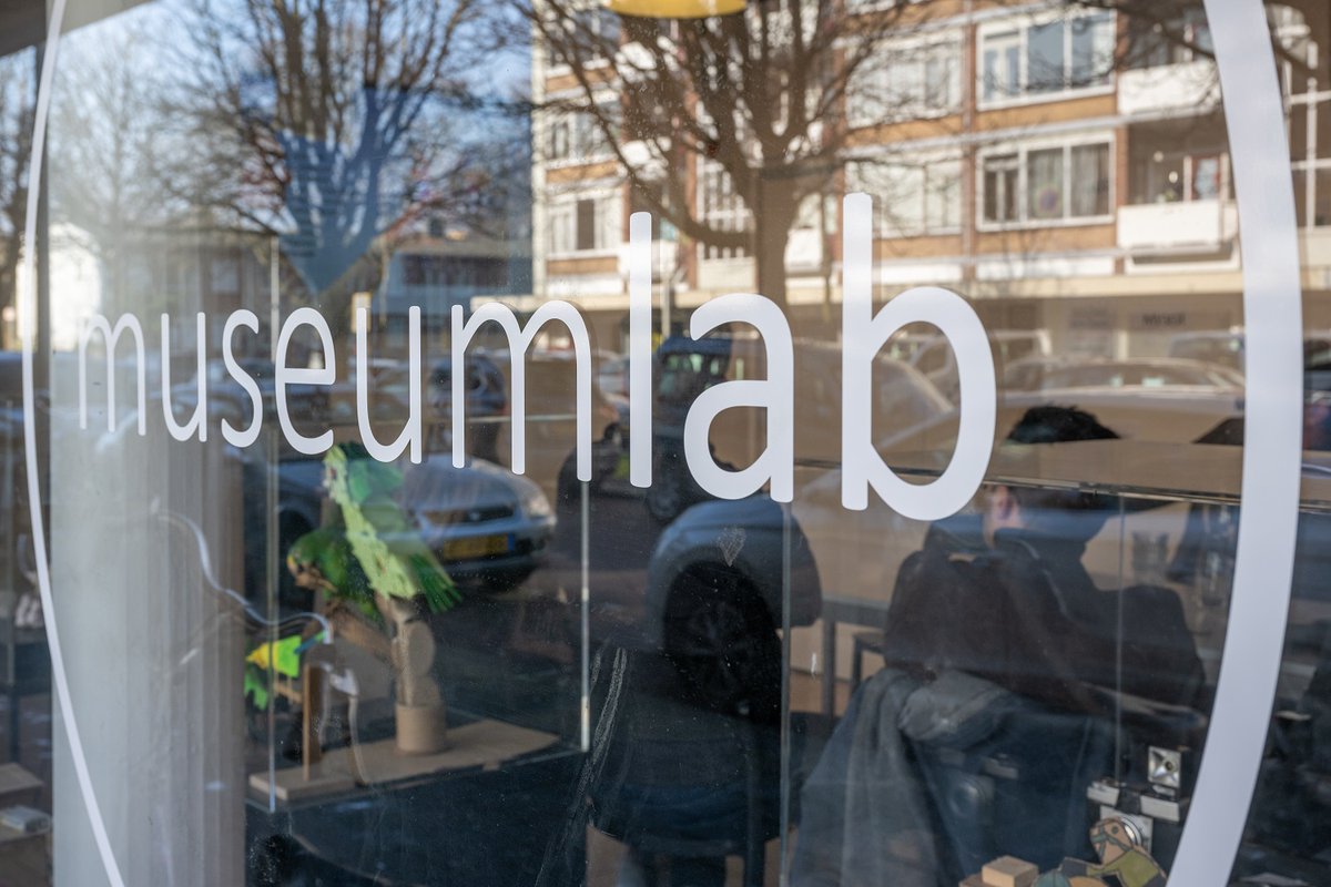 Afgelopen week bracht de Raad van Europa een werkbezoek aan het project Dreven, Gaarden en Zichten in Den Haag Zuidwest. De delegatie werd ontvangen door gemeente Den Haag, Staedion en Heijmans Vastgoed. De groep was positief over het werkbezoek. Zie:  rb.gy/y092so