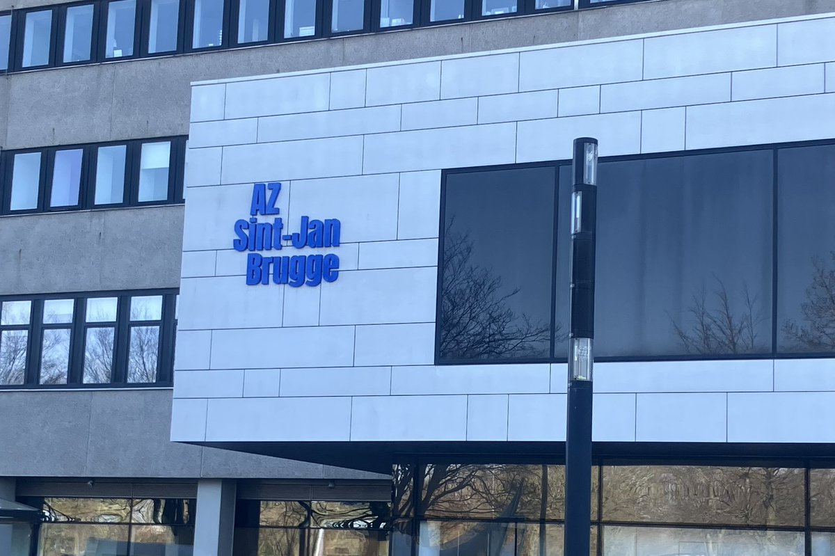 robertson__a's tweet image. Great to have attended the Revisional Bariatric Surgery Course of Bruno Dillemans at AZ Sint-Jan Brugge AV. Highly recommended. Thanks to Medtronic and team.