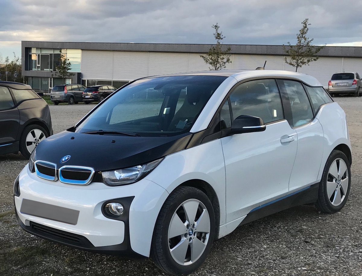 TheSolanaJake's tweet image. Thank you @pumpdotfun just got my dream car!