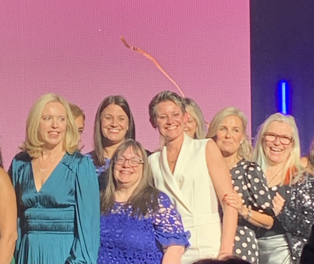 #Northernpowerwomenawards ⁦<a href="/Catherinehagge4/">Cath Cummings</a>⁩ DCI Cath Cummings collecting award. Brilliant to see. Congratulations to all the winners #inclusion