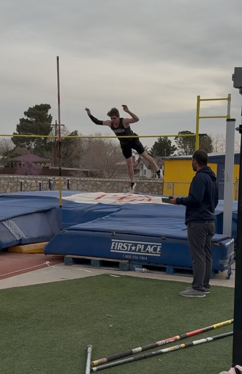 @HANKS Cross and Track (@hanksxc_tf) on Twitter photo Great job today for our pole vaulters at the Fred Loya Invitational. Saul Mares finished 5th and ties his PR for the Varsity Boys. Eli Delk finished 4th, Aden Cruz 5th, and Aiden Hunter 7th in the Freshmen Division. <a href="/HanksGutierrez/">Danny Gutierrez</a> <a href="/Coach_Veliz/">Coach Scott Veliz</a> <a href="/HanksAthletics/">THE KINGDOM ATHLETICS</a> <a href="/SkyHighPV_Club/">Sky High Pole Vault Club</a> Great job today for our pole vaulters at the Fred Loya Invitational. Saul Mares finished 5th and ties his PR for the Varsity Boys. Eli Delk finished 4th, Aden Cruz 5th, and Aiden Hunter 7th in the Freshmen Division. <a href="/HanksGutierrez/">Danny Gutierrez</a> <a href="/Coach_Veliz/">Coach Scott Veliz</a> <a href="/HanksAthletics/">THE KINGDOM ATHLETICS</a> <a href="/SkyHighPV_Club/">Sky High Pole Vault Club</a>