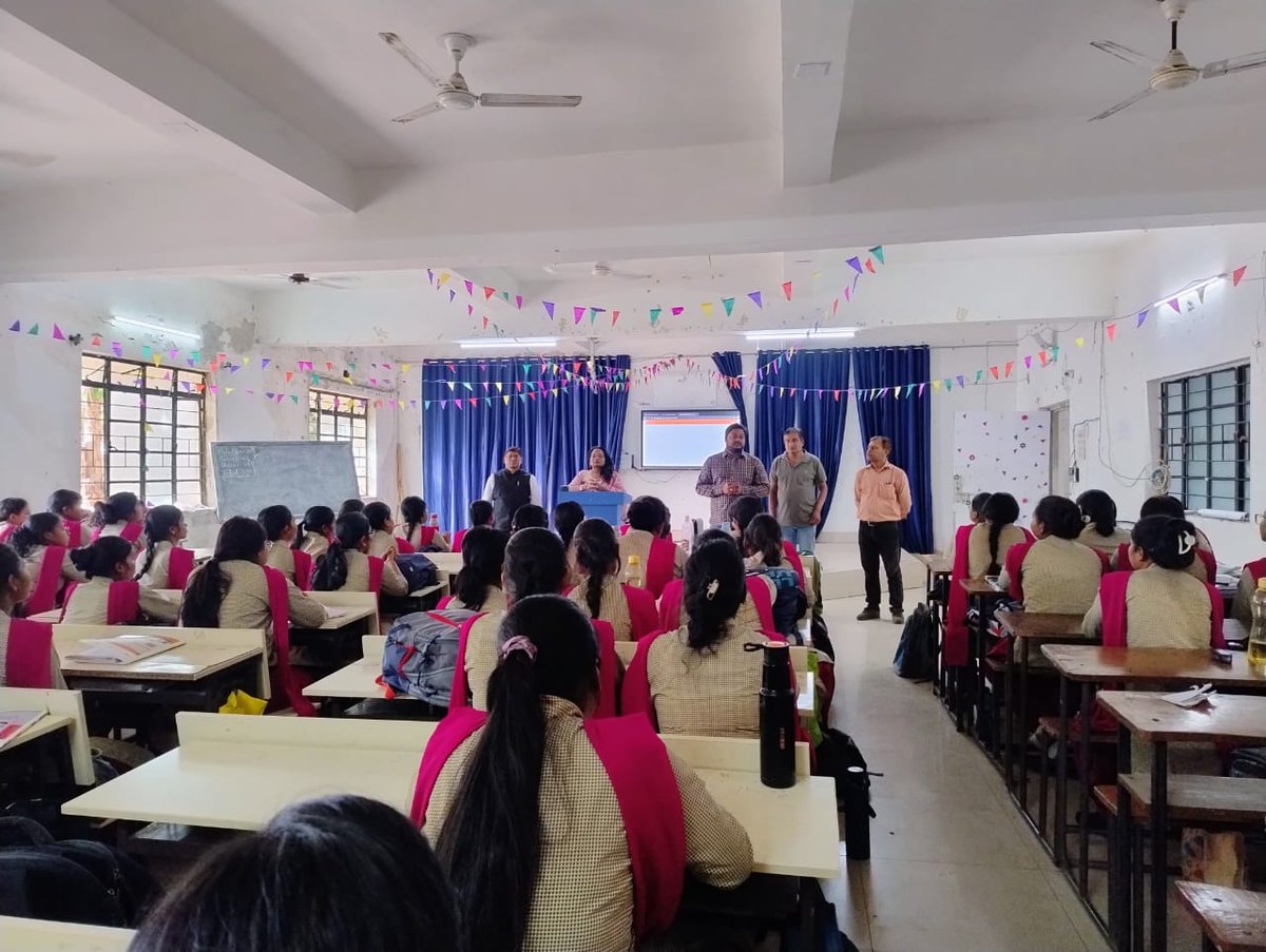 nyk_west's tweet photo. Outreach Program, Registration Drive on Viksit Bharat Youth Parliament and registration on MY Bharat Portal in Mahila College, G.C Jain Commerce College in Chaibasa. 
#MYBharat #ViksitBharat 
@nyksindia @NyksSo @mybharatgov @YASMinistry @khadseraksha @mansukhmandviya @PMOIndia https://t.co/98su2qll19