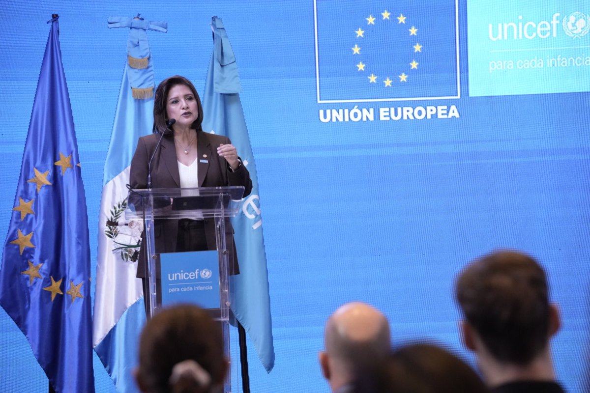 Junto a <a href="/unicefguatemala/">UNICEF Guatemala</a> presentamos logros de la estrategia integral para combatir la desnutrición crónica, un proyecto que fortaleció las acciones del Estado para mejorar la nutrición infantil y contribuyó a la unidad de otros sectores en la lucha contra el hambre. 🙌🏼🇬🇹