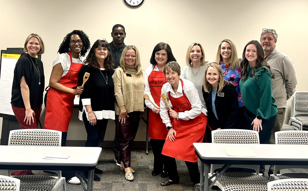 Allie Edwards (@allieedwardsap) on Twitter photo Great insights from the <a href="/CobbSchools/">Cobb County Schools</a> Leadership Impact Conference! We explored the critical differences between leadership & management and the power of well designed rubrics. Strong leadership inspires, while clear rubrics set the stage for success! #lovetoleadhere Great insights from the <a href="/CobbSchools/">Cobb County Schools</a> Leadership Impact Conference! We explored the critical differences between leadership & management and the power of well designed rubrics. Strong leadership inspires, while clear rubrics set the stage for success! #lovetoleadhere