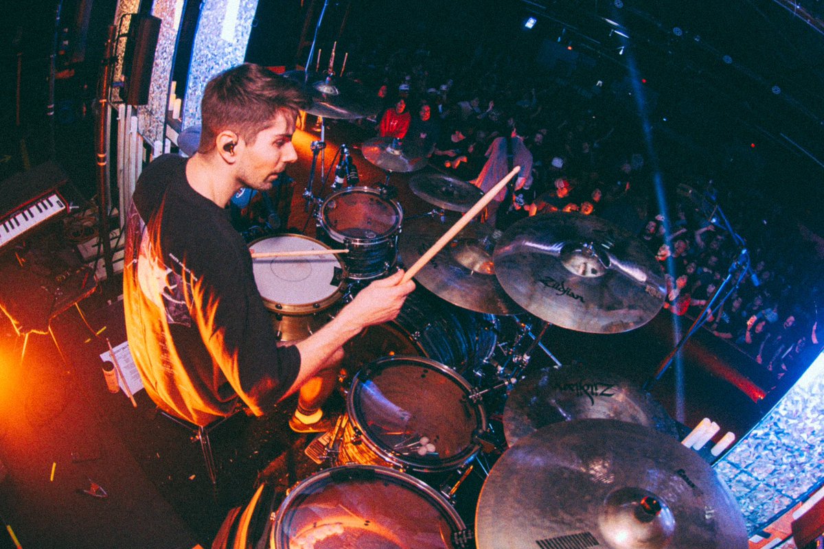 GabeThePigeon's tweet photo. COUNTERPARTS | SAN ANTONIO 

Mesa, AZ tonight at The Nile

Anaheim, CA tomorrow at House Of Blues — Very low tickets 

https://t.co/z19CAojMzq https://t.co/Yl7GnflAN8