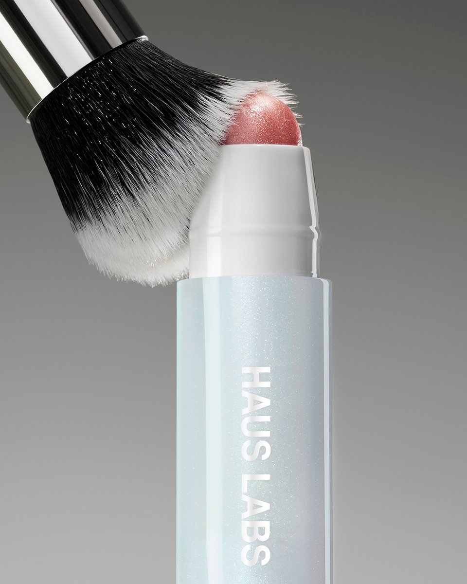 You’re just one swipe away from dewy, golden glass skin with NEW Bio-Radiant™ Highlighter Balm in Glassy Champagne Quartz 💫 

Available online at hauslabs.com + <a href="/Sephora/">Sephora</a> #HausLabsHighlighter