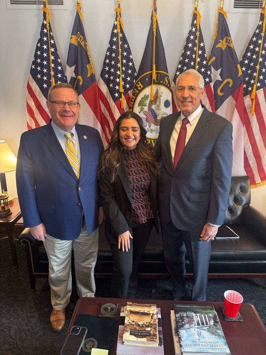 John Szoka (@johnszoka) on Twitter photo Great conversation today with <a href="/RepTimMooreNC/">Congressman Tim Moore</a> on the importance of #OffshoreWind in securing America’s energy future. Thank you for taking the time to meet with us!
#CleanEnergy #CleanIsRight <a href="/ConsEnergyNet/">Conservative Energy Network (CEN)</a> <a href="/SaloSpins/">Salome Garcia</a> Great conversation today with <a href="/RepTimMooreNC/">Congressman Tim Moore</a> on the importance of #OffshoreWind in securing America’s energy future. Thank you for taking the time to meet with us!
#CleanEnergy #CleanIsRight <a href="/ConsEnergyNet/">Conservative Energy Network (CEN)</a> <a href="/SaloSpins/">Salome Garcia</a>