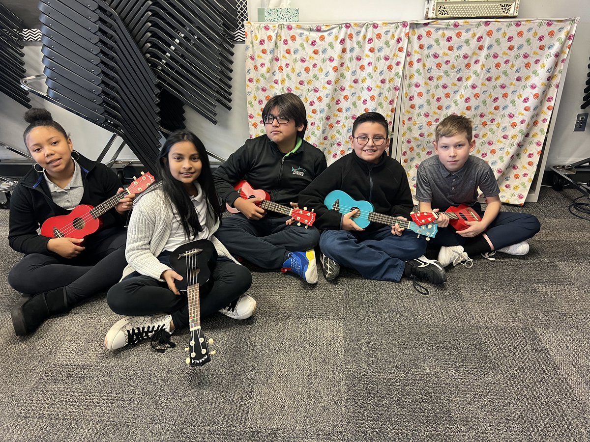 SouthCantonSCA's tweet photo. Fifth graders in Mrs. Martin’s music class are learning how to play the ukulele. They are learning different chords while playing and singing several songs. Today they were playing and singing “I’m Singing In The Rain” while in their music class. Way to go scholars! https://t.co/e4cbTPBA26
