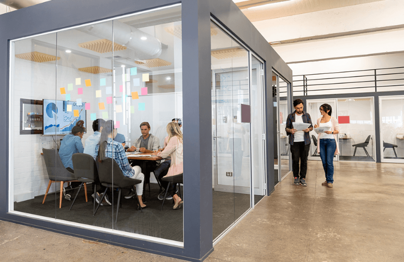 our_forte's tweet image. In need of a small conference room? The right combination of collaboration solutions can turn a basic meeting space into a hub for in-person and hybrid meetings. Learn more from this AVIXA article. #ProAV #AVtechnology hubs.ly/Q039MKcQ0