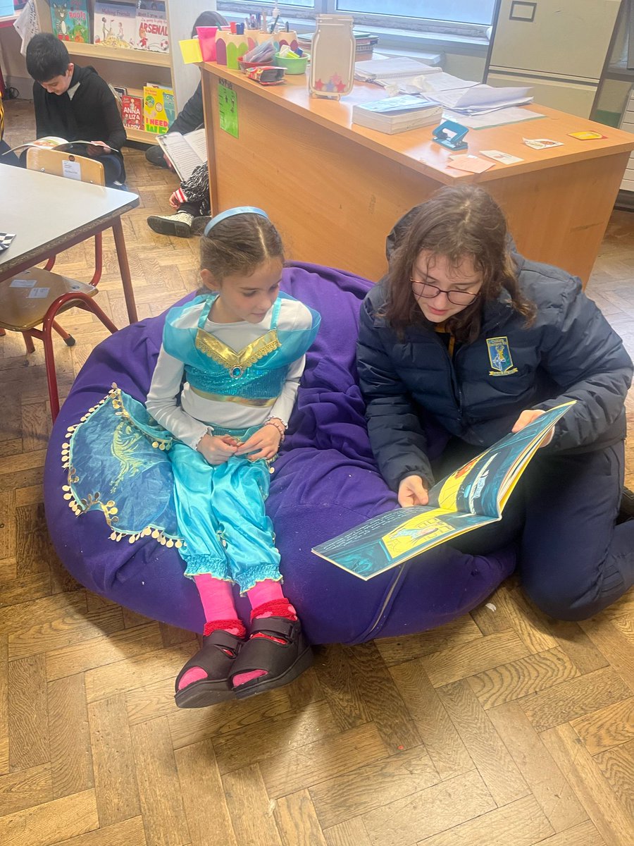 Greenmount NS (@greenmountcork) on Twitter photo Thank you so much to students from <a href="/DeerparkCBS/">Coláiste Éamann Rís - Cork City</a> for coming to read with 1st and 3rd class today for World Book Day❤ Thank you so much to students from <a href="/DeerparkCBS/">Coláiste Éamann Rís - Cork City</a> for coming to read with 1st and 3rd class today for World Book Day❤