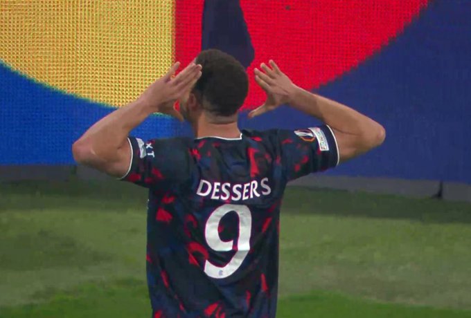 fb tayfa gs'den kurtulduk diye sevinirken yine icardi gol sevinci gördü aq kahkaha atiyorum