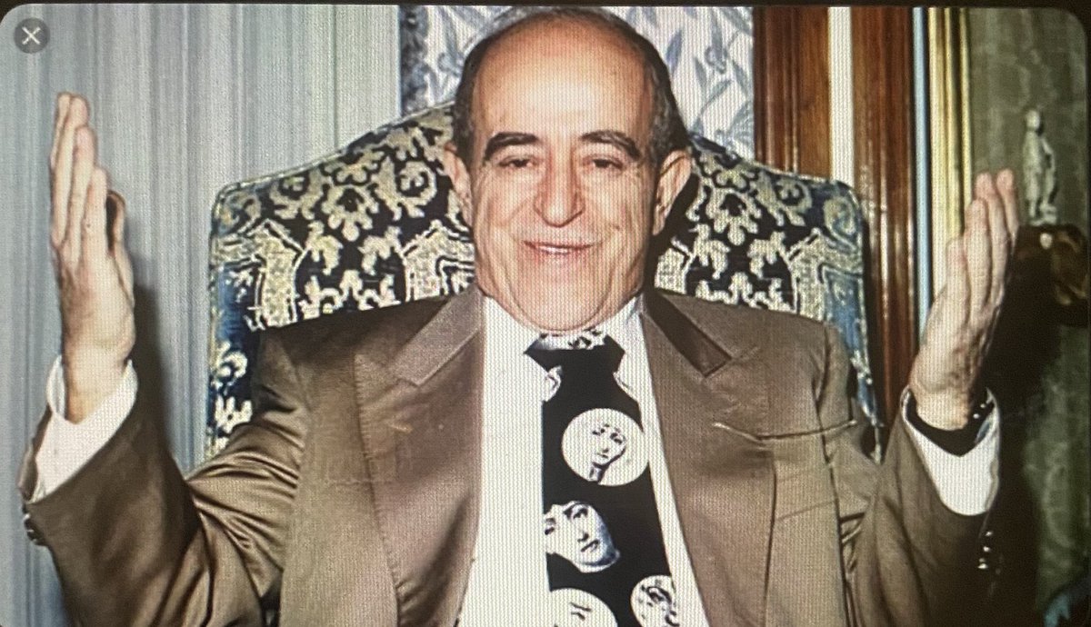 GunlukhafZa's tweet photo. 29 Ağustos 1981:
Sakıp Sabancı: “Türkiye’de 12 Eylül 1980’den sonra toprağa atılan tohumların meyve vermesinin bekleyişi  içindeyiz” https://t.co/guGuBkCwdN
