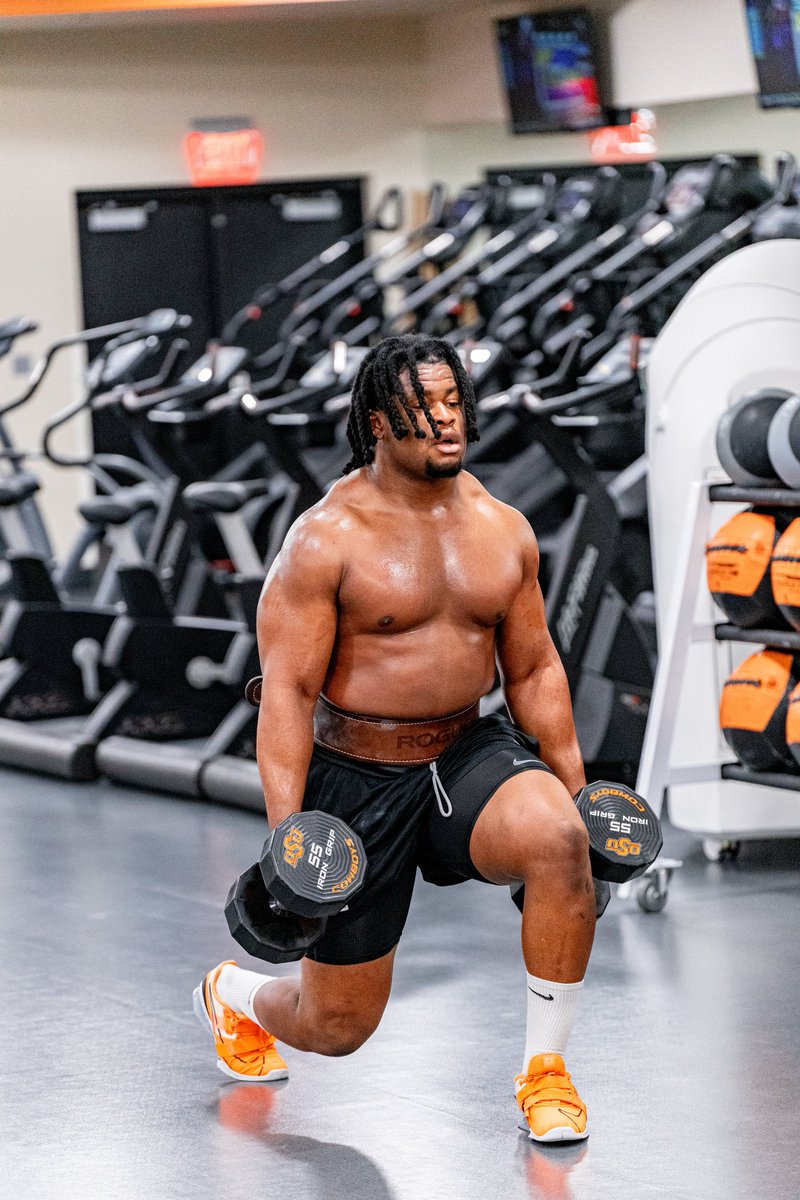 𝗦𝗧𝗥𝗢𝗡𝗚𝗘𝗥, 𝗙𝗔𝗦𝗧𝗘𝗥