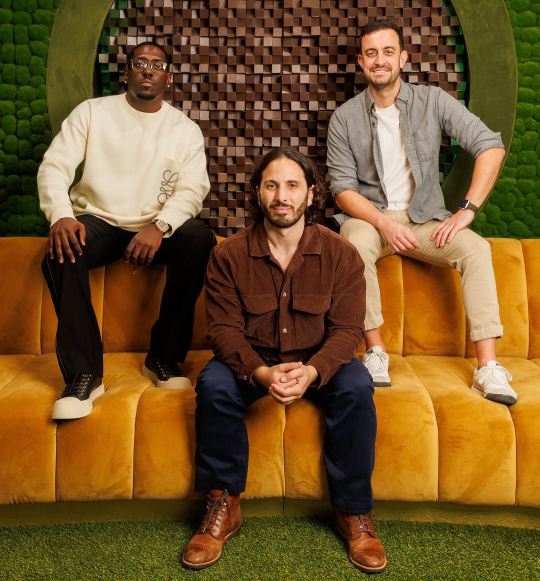 HITSDD's tweet image. .@createmusic's Jonathan Strauss sits down with HITS. 

From teenage day trader and post-production whiz kid to music-industry force, Jonathan Strauss has built a career on identifying untapped opportunities and scaling disruptive businesses. 

The co-founder and CEO of Create…