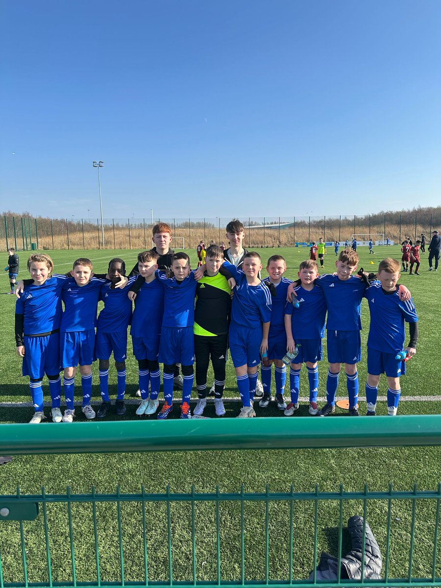 Well done to our football team and their coaches who won their section and went on to reach the final of the Falkirk Shield today. Losing out on penalties to St Andrews Primary after a 1 all draw in the final.
