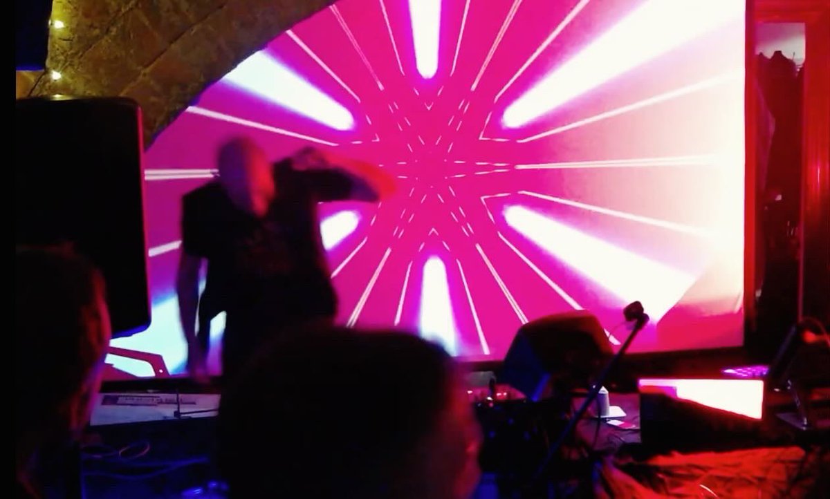 It was such a privilege to host and perform at the Berkshire UK #EMOM gathering on Sunday evening. Electronic music is alive and thriving in Berks!  Here are pics of me twiddling knobs and waving my hands in the air 😆

#electro