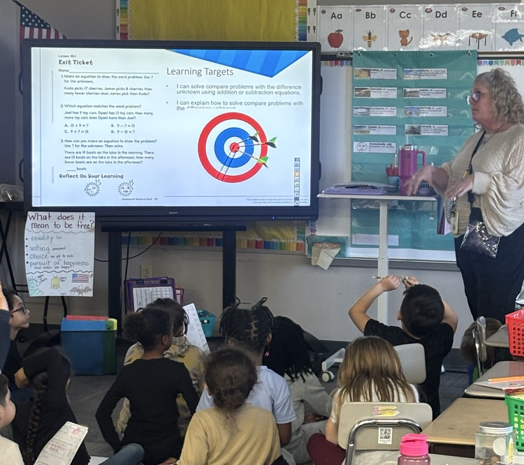 1st graders <a href="/sunnyheightsele/">Sunny Heights Elem</a> focused on learning targets and celebrating their success! #WarrenWill #OURHeights