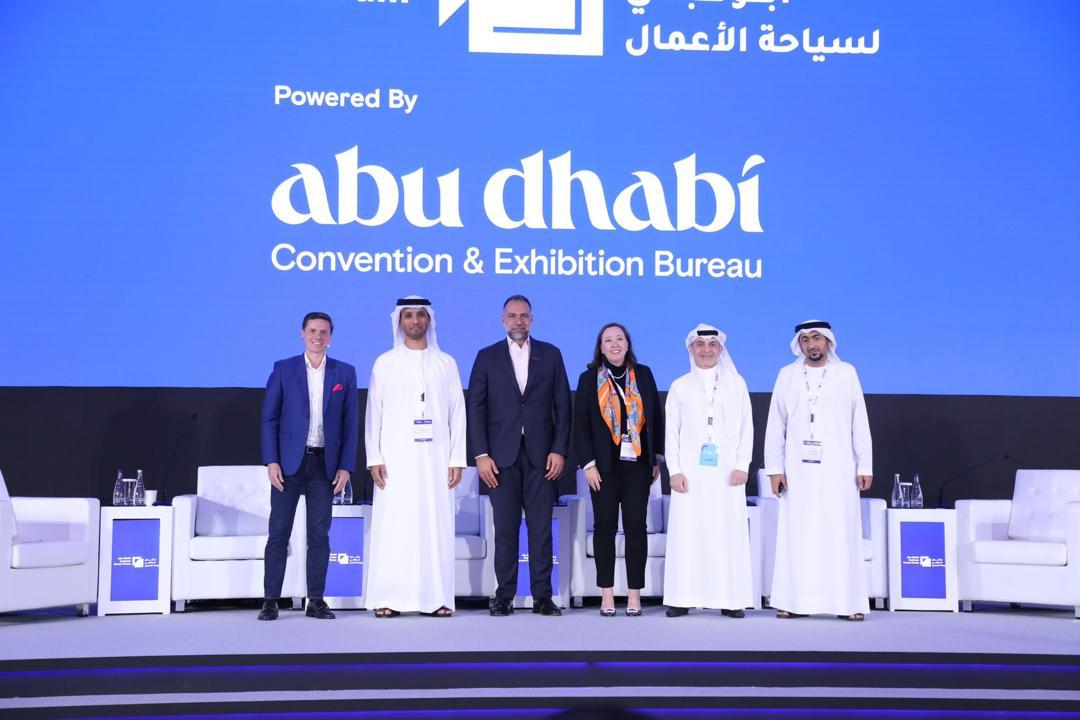 menaspeakers's tweet image. Boost post-event engagement with actionable takeaways. Providing concise summaries, key insights, or even a digital resource pack can significantly increase attendee satisfaction and help them retain valuable information long after the event. #EventTips #LeadershipSpeakers