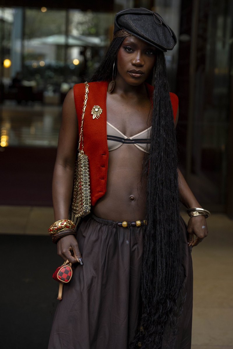 dearvotion's tweet image. A new fashion mogul has risen.