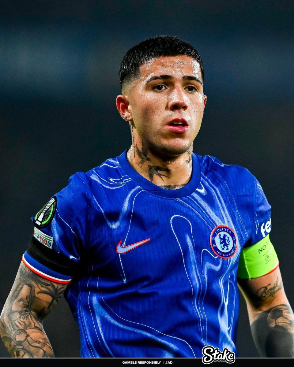 CFC_dennoh's tweet photo. This is Enzo Fernandez appreciation post ๐ฉต #CPHCHE https://t.co/JjAXl1IPVO