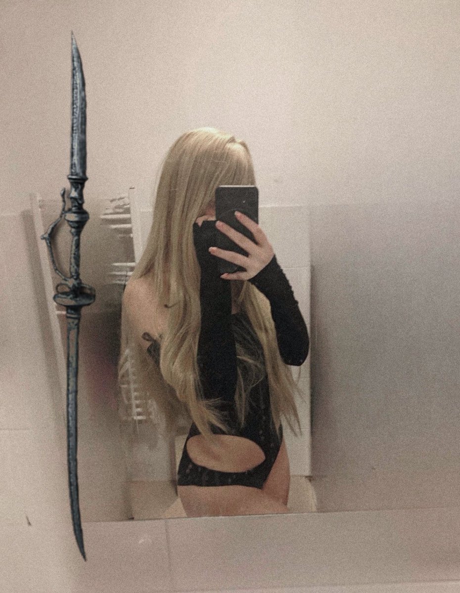 ✃┈𝖝𝖊𝖓𝖎┈ tweet media