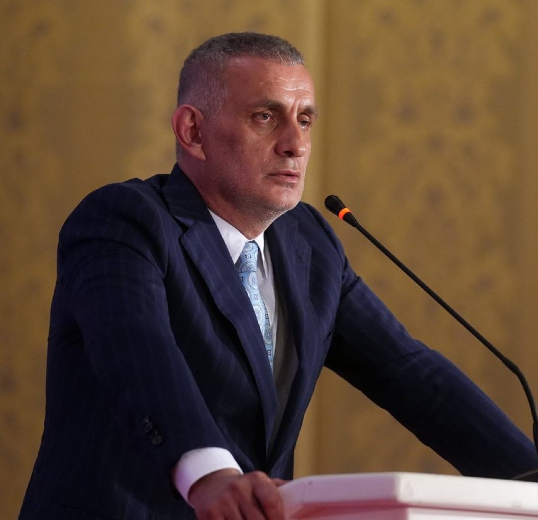 bosunatiklama's tweet photo. İbrahim Hacıosmanoğlu: "Bir daha yabancı hakem gelmeyecek. O bir defaya mahsustu." (Umut Eken) https://t.co/pa9fKO5f2w