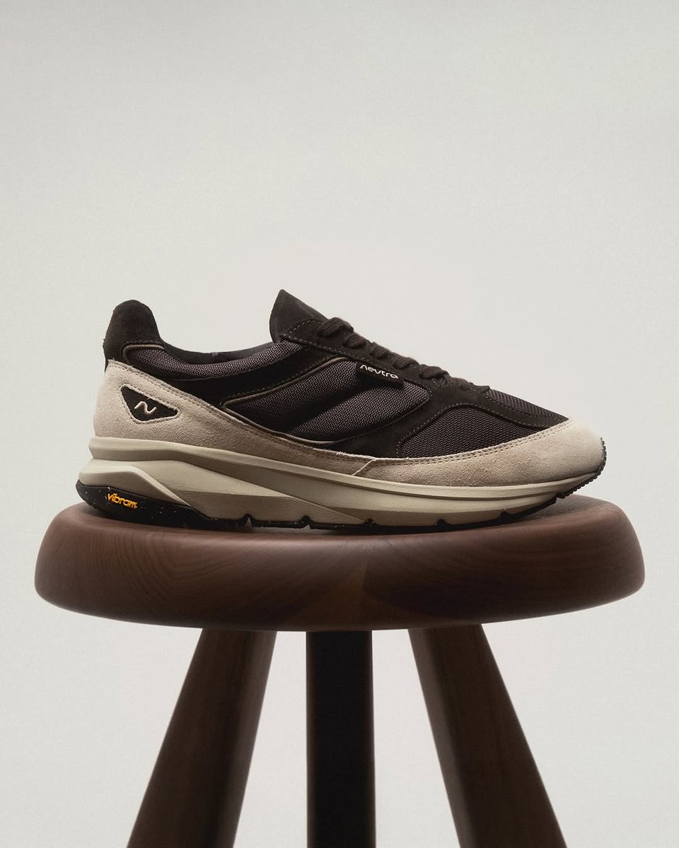 bodega's tweet photo. Neutra is available now online at Bodega and in-store at our Los Angeles location. Free automatic US shipping on orders over $100. Follow the link to shop now - https://t.co/7BXA70cnZI #neutra #bodega https://t.co/15oj7vSpBz