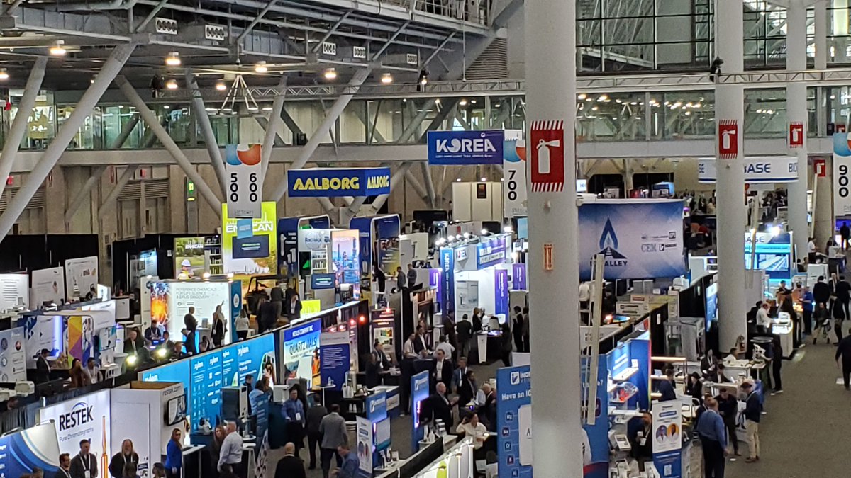 aalborgflow's tweet image. Birdseye view of AALBORG&apos;s stand displaying the latest state-of-the-art differential pressure laminar flow mass flow controller line. For close up pics stand by.