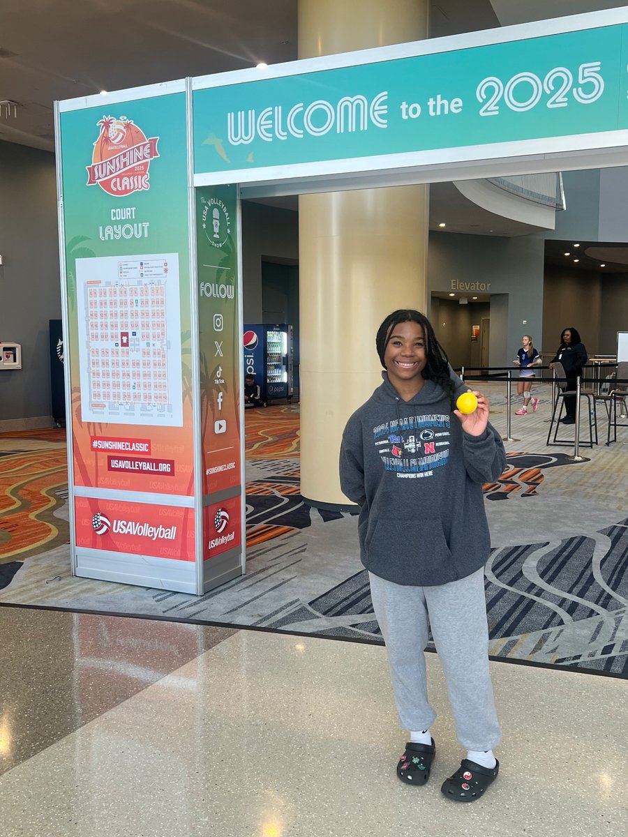 We finished 5th place at the Sunshine Volleyball Qualifier! Almost received a bid to Nationals! Up next is the Northeast Qualifier!

Still defending kids for cancer! Pledge or Donate!
#lailadefendingkidswithcancer

alexslemonade.org/2025/laila-def…