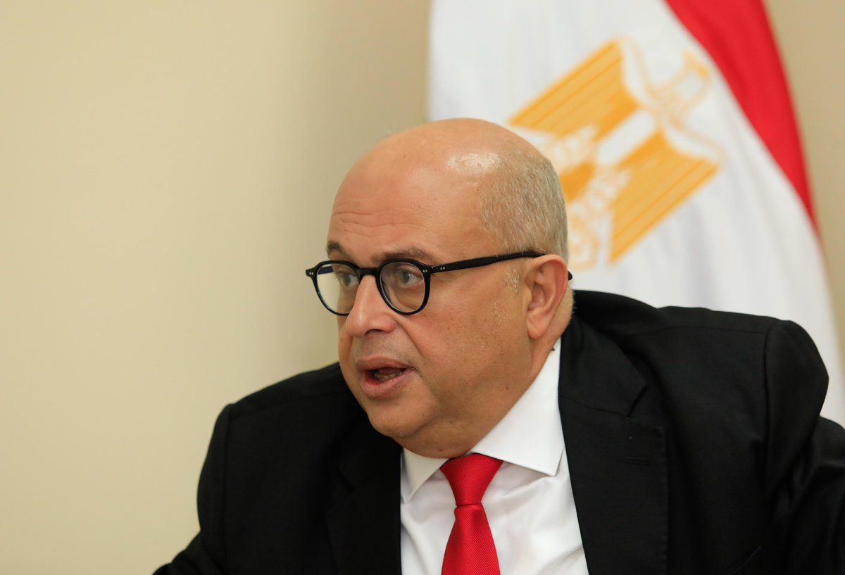 🇸🇻🇪🇬 Recibí las copias de estilo del embajador de Egipto en Guatemala, concurrente para El Salvador, Hattem Mahmoud Abdelhalim Hassouba.

Conversamos sobre temas de interés mutuo, como el café, la agricultura, la industria textil y las oportunidades de intercambio comercial.